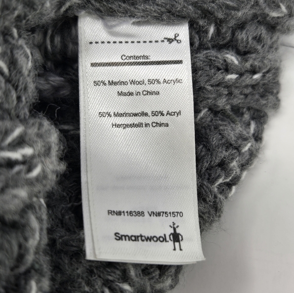 SMARTWOOL GREY BLACK OMBRE POM POM BEANIE MERINO WOOL BLEND WOMEN OS KNITWEAR - Picture 10 of 13